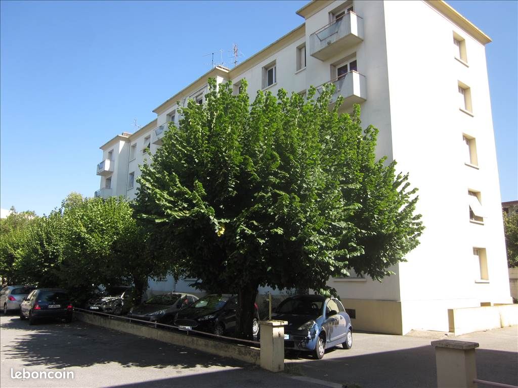 Appartement 4 pièces 69 m² · à Valence · 69 m² · 74 000 €