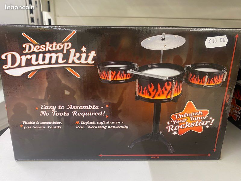 Desktop drum kit (image 1)
