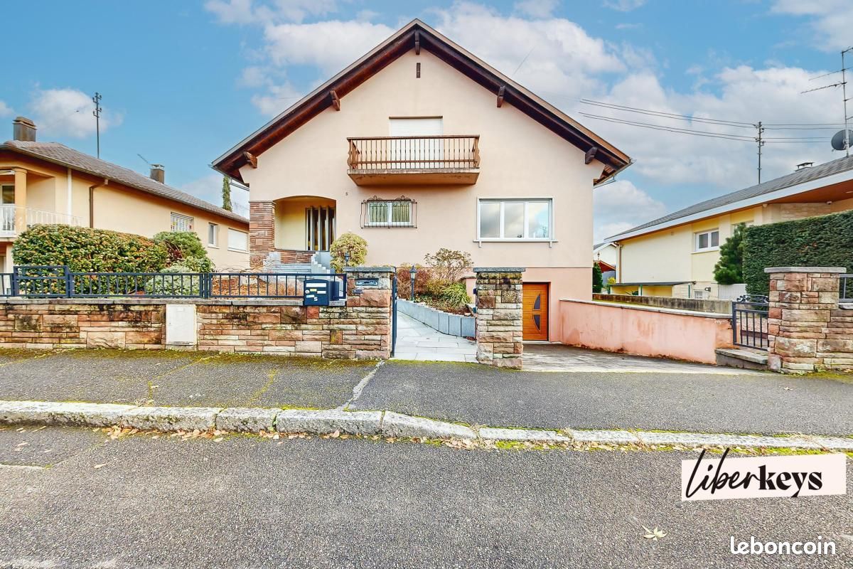Maison 7 pièces 185 m² · à Saint-Louis · 185 m² · 415 000 €