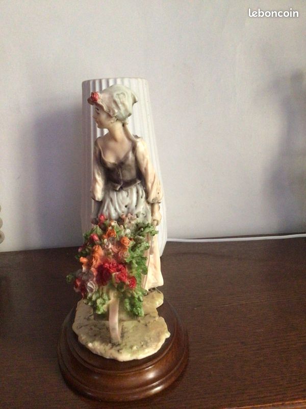 Statuette en résine (image 6)
