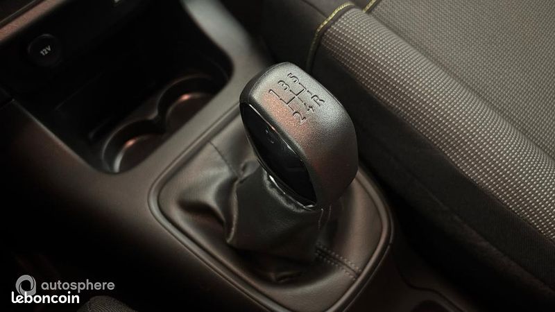 Citroen C3 1.2 PureTech 83ch S&S Shine (image 29)