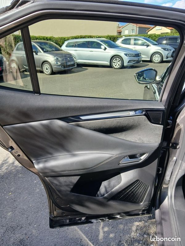 Ds 4 (2) BLUEHDI 130 ETOILE ALCANTARA AUTO (image 10)