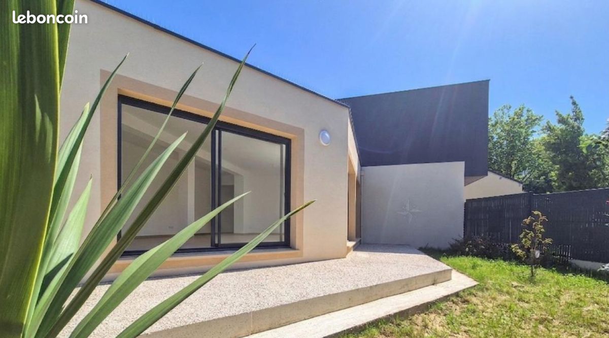 Maison 5 pièces 110 m² · à Mantes-la-Ville · 110 m² · 299 990 €
