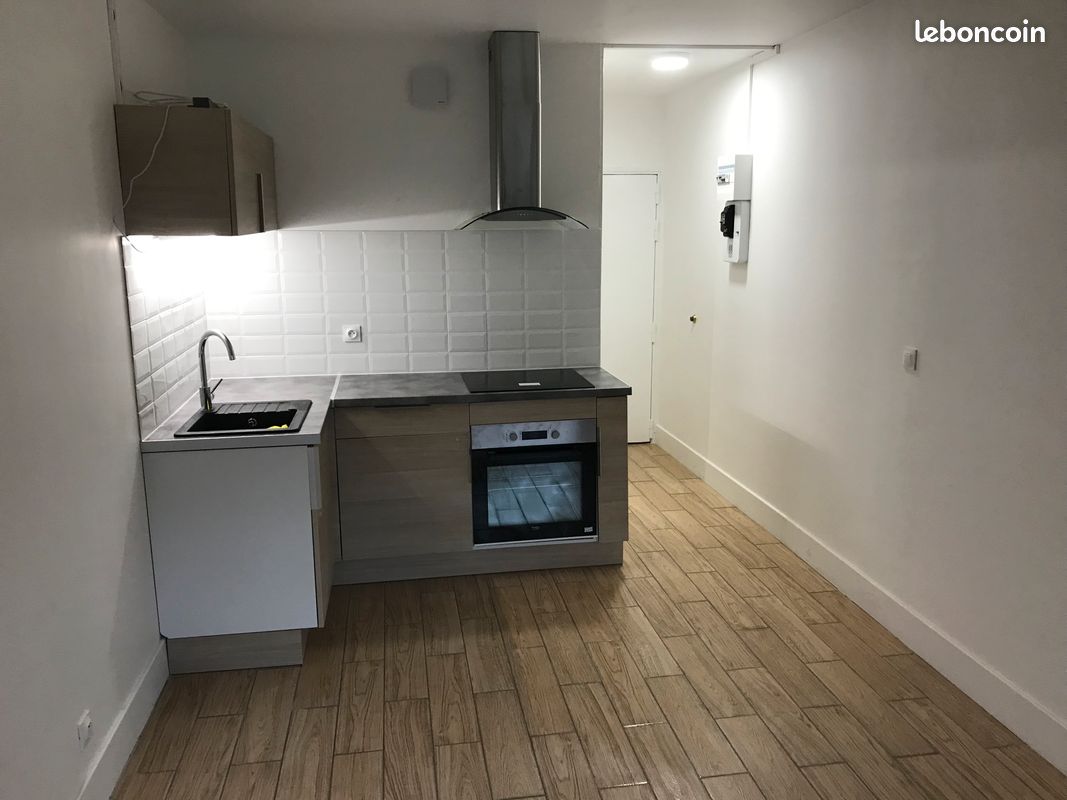 Appartement 1 pièce 20 m² · à Le Chesnay-Rocquencourt · 20 m² · 685 €