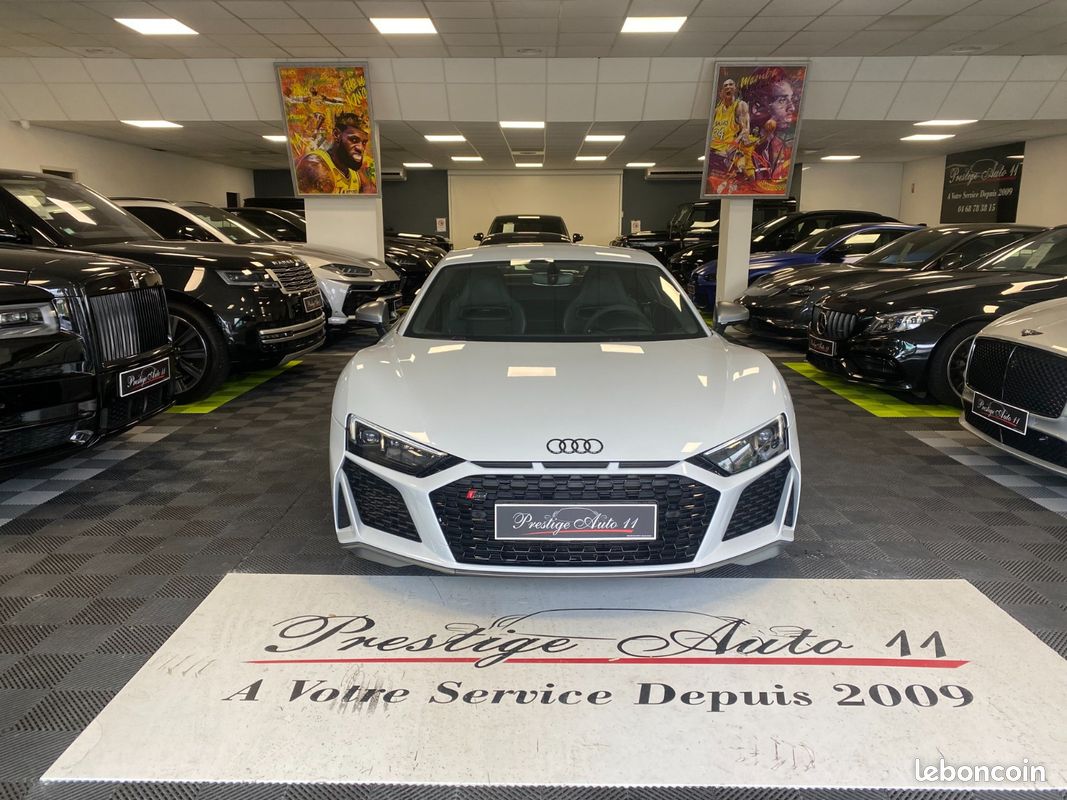 Audi R8 620 CV V10 Performance LOA 1 299 Euros Par mois Sièges Recaro Carbon Interieur et Moteur Gris Suzuka V 10 (image 18)