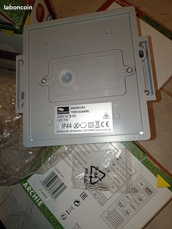 Luminaires LED extérieur (image 3)