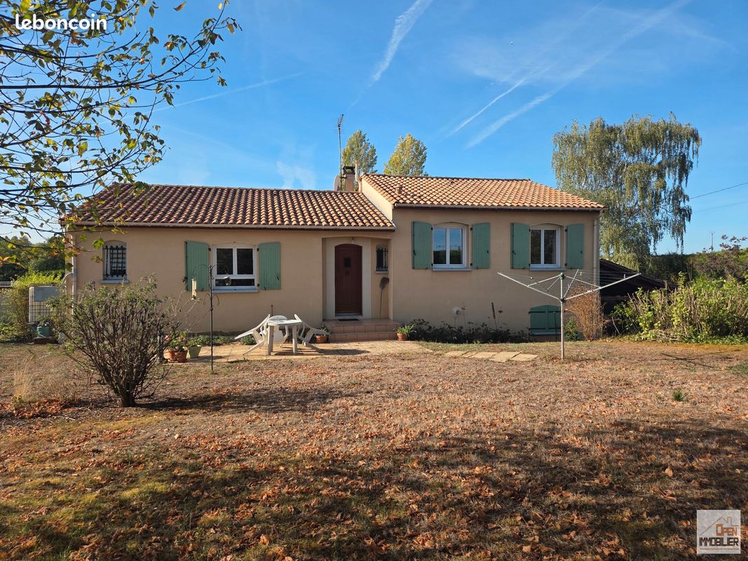 Maison 6 pièces 122 m² · à Mosnac-Saint-Simeux · 122 m² · 264 900 €