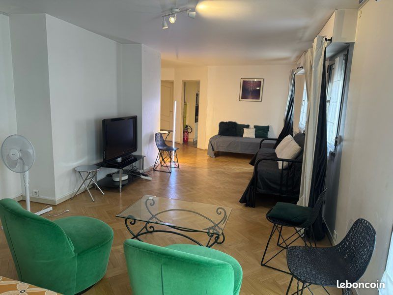 Appartement 4 pièces 106 m² · à Paris · 106 m² · 3 560 €