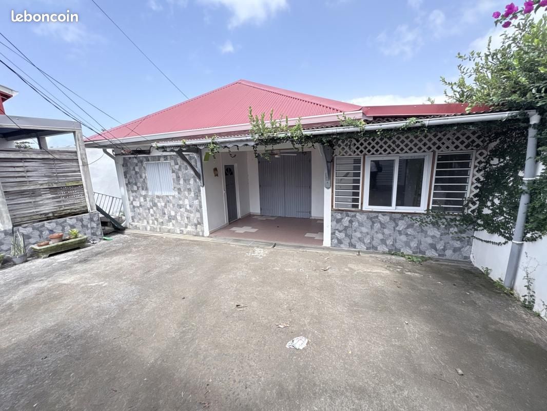 Maison 9 pièces 218 m² · à Trois-Rivières · 218 m² · 331 750 €