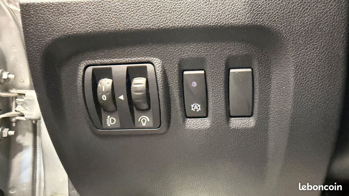 Renault captur 1.5 dci 90 eco energy intens edc bva start-stop (image 26)