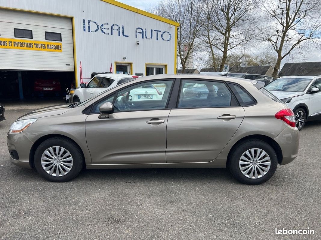 Citroen C4 1.6 HDI 90 FAP ATTRACTION (image 3)