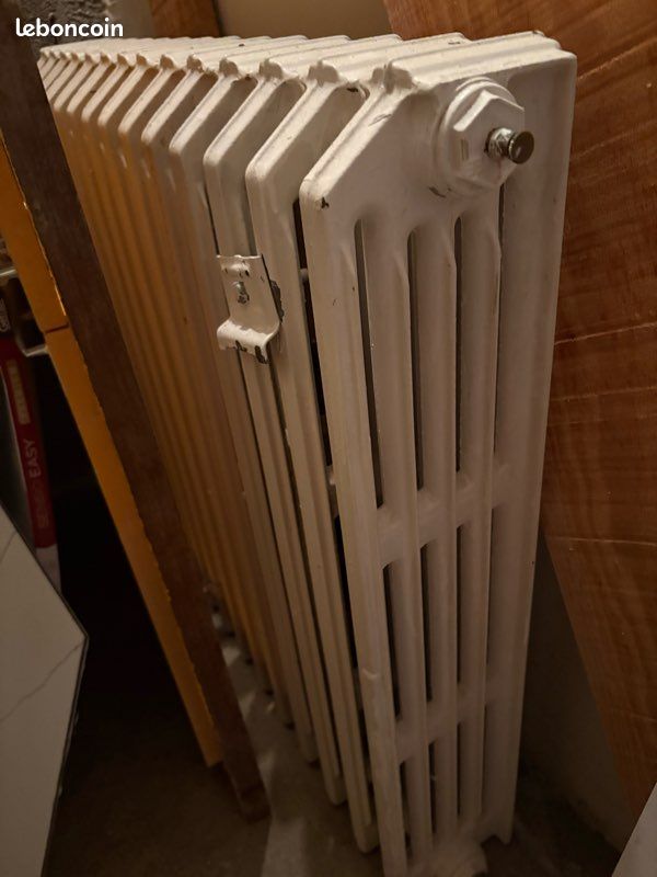 Radiateur en fonte (image 1)