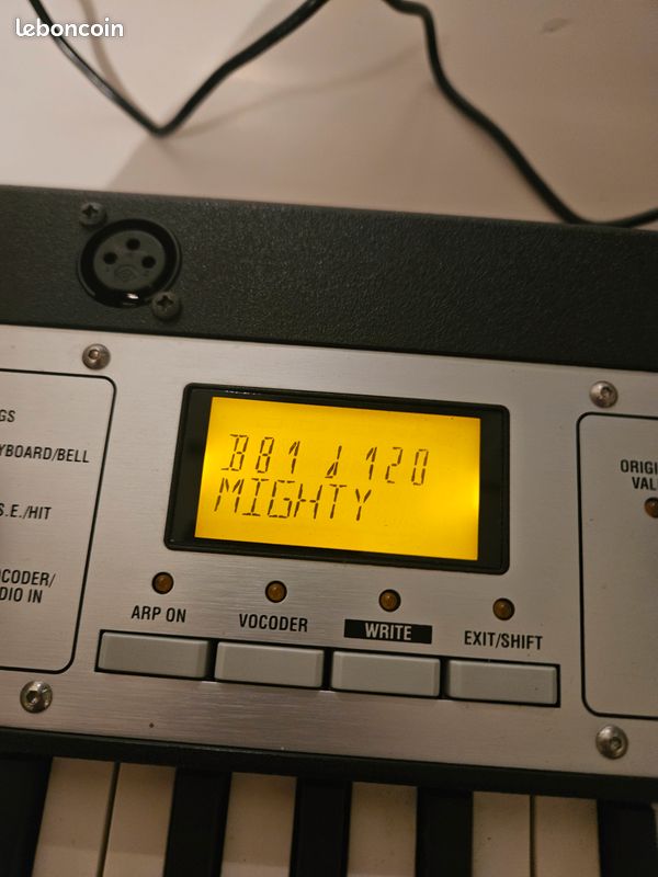 Synthetiseur Korg Microkorg XL (image 3)