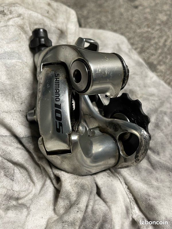 Dérailleur Arrière Shimano 105 1051 – Argent – 6/7/8 Vitesses – Courte Patte – Occasion