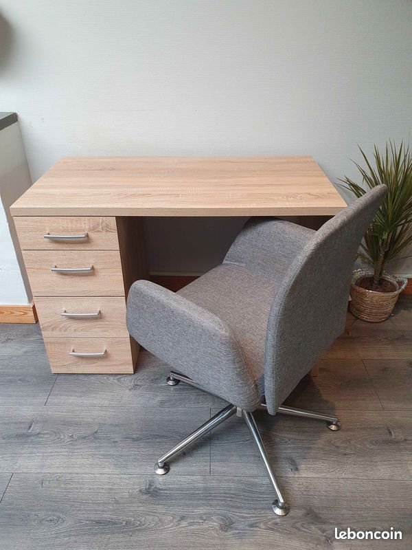 Bureau et chaise de bureau (image 1)