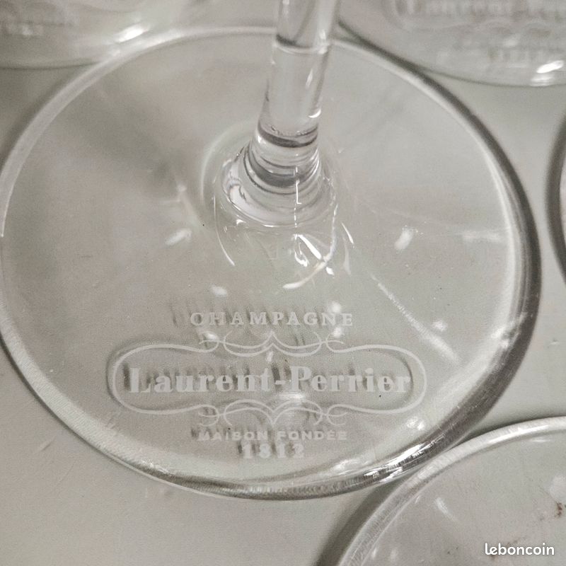 Carton de 6 flûtes à champagne Laurent Perrier (image 4)