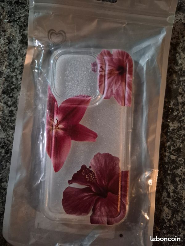 IPhone 15 Pro case / Cover/ Étui (image 2)
