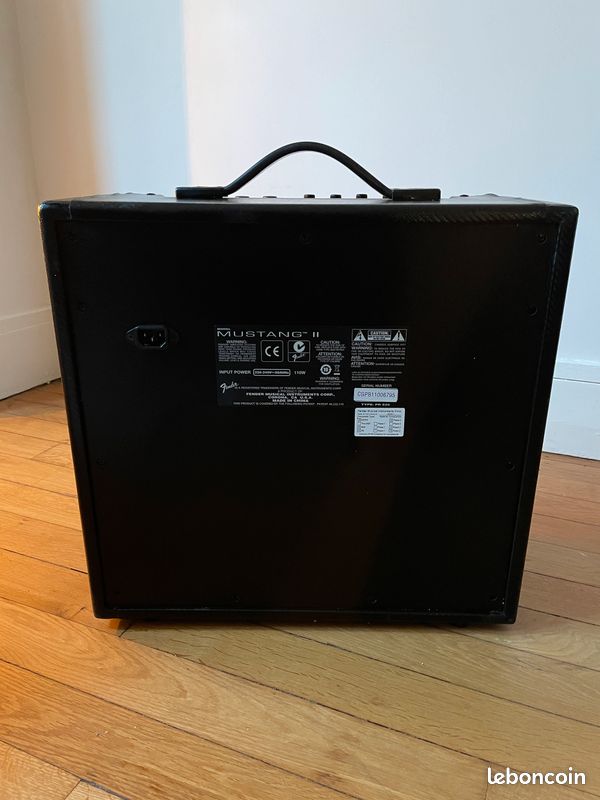 Fender Mustang II (V1) - Ampli guitare électrique à modélisation (40W) (image 3)