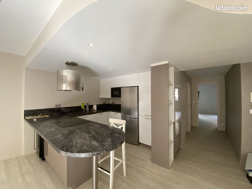 Appartement 4 pièces 84 m² · à Laval · 84 m² · 980 €