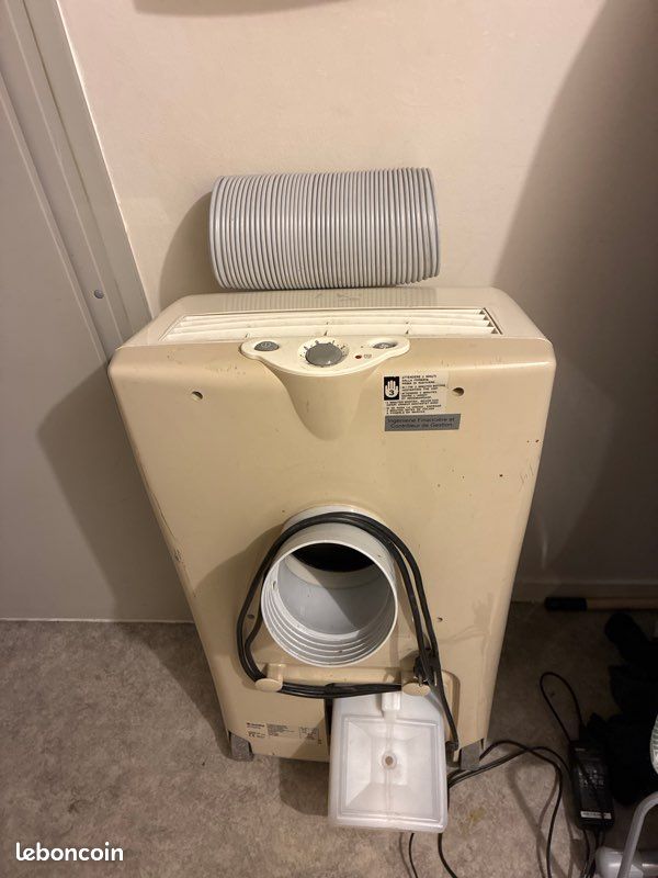 Climatiseur mobile - Parfait état de marche (image 2)