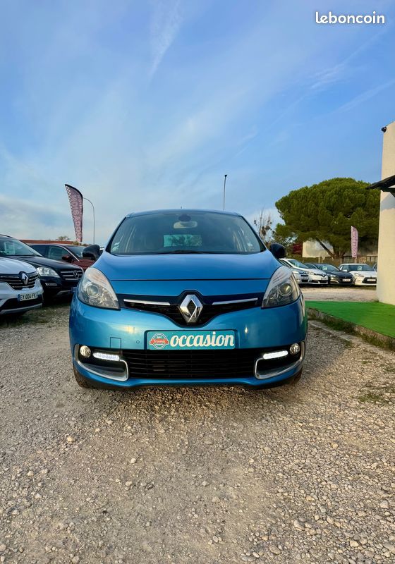 RENAULT Scenic TCE 130 ENERGY BOSE ÉDITION / CT OK / SUIVIE CONCESSION COMPLET/ RAS (image 2)