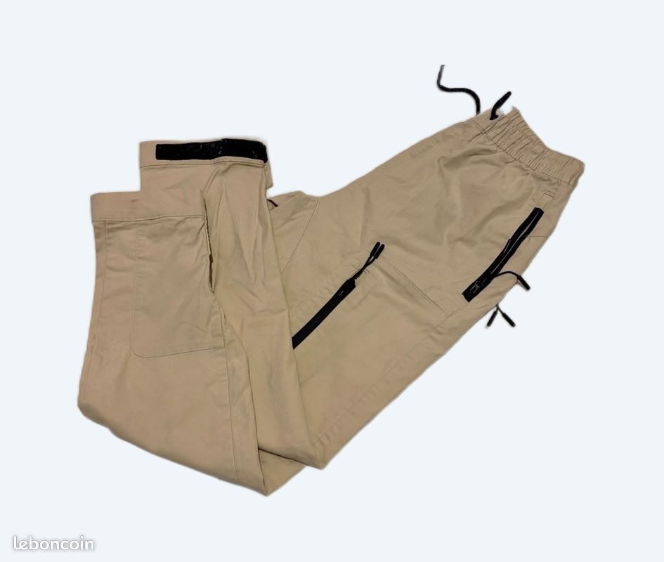 Bershka Pantalon cargo fonctionnel pour homme Beige Vêtements