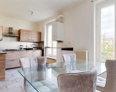 Appartement 270 000 € - 67 m²