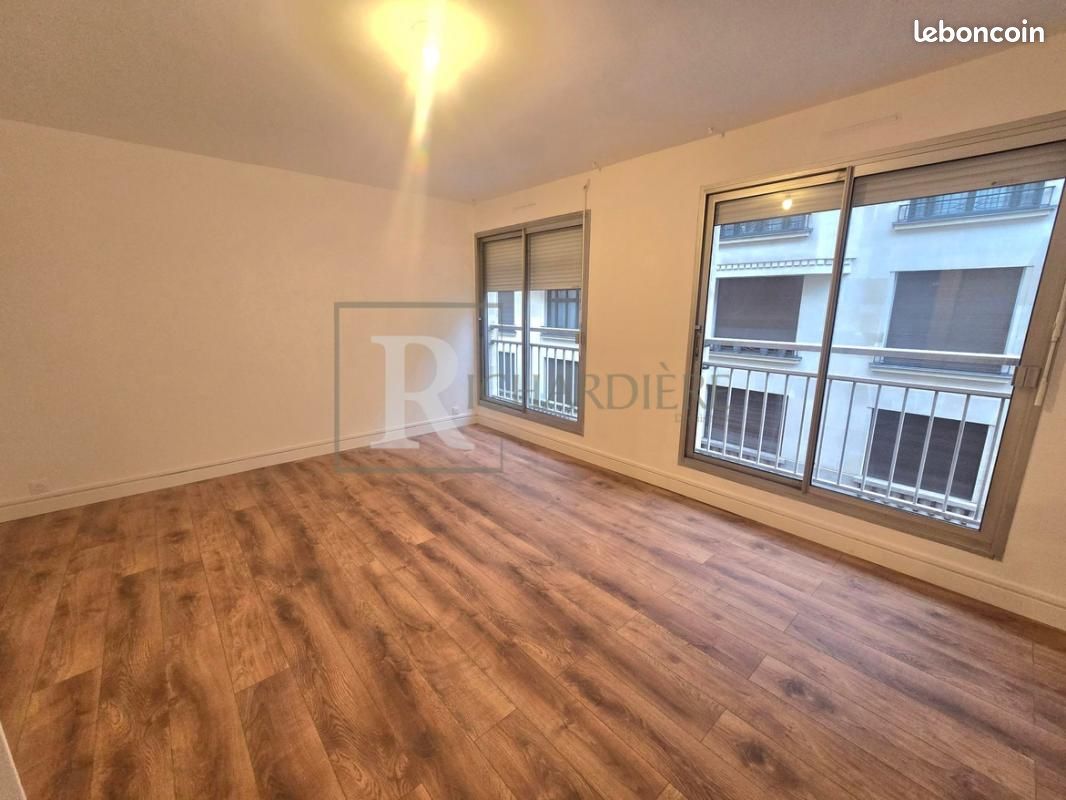 Appartement 4 pièces 85 m² · à Paris · 85 m² · 3 059 €/mois