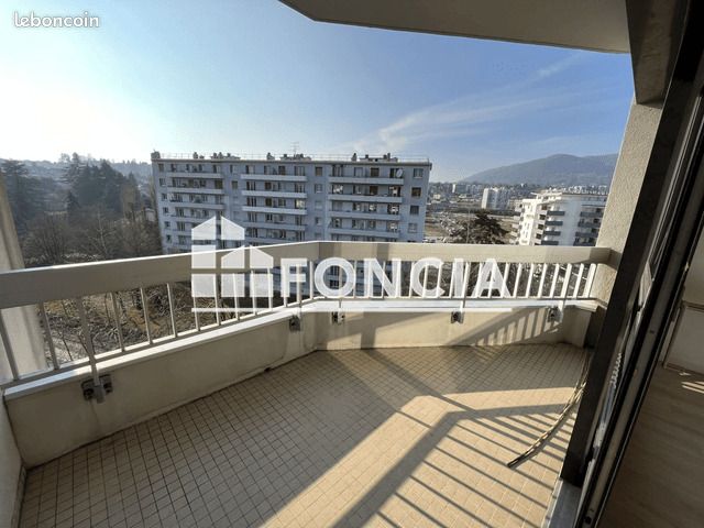 Appartement 2 pièces 66 m² · à Voiron · 66 m² · 742 €/mois