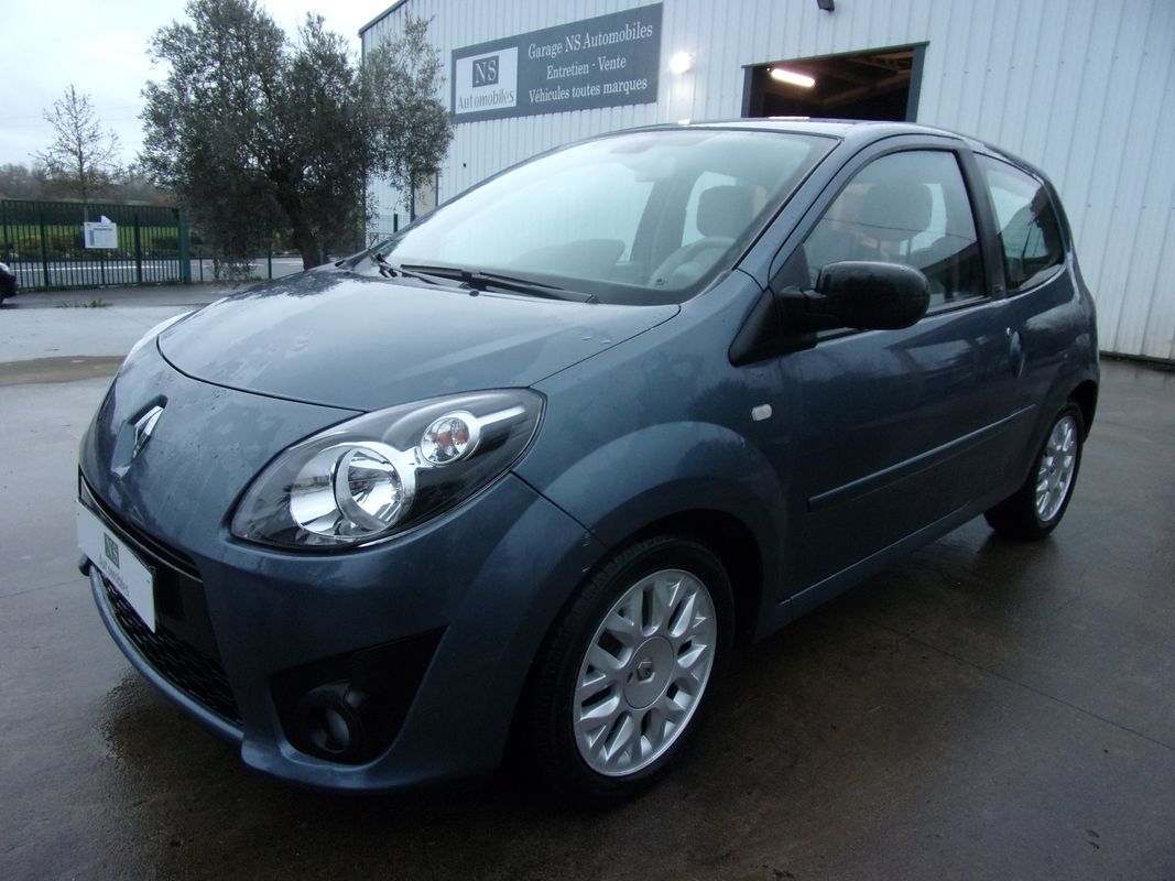 VOLANT EN CUIR BEIGE TWINGO II INITIALE 2010