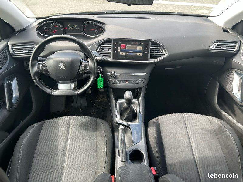 Peugeot 308 SW 1.6 HDI 100cv Style 10/2016 225000km (image 2)