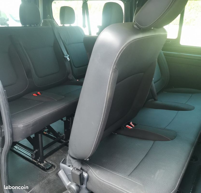 Renault trafic 1.6 dci 120 ch 9 places (idem opel vivaro , nissan primastar ...) (image 4)