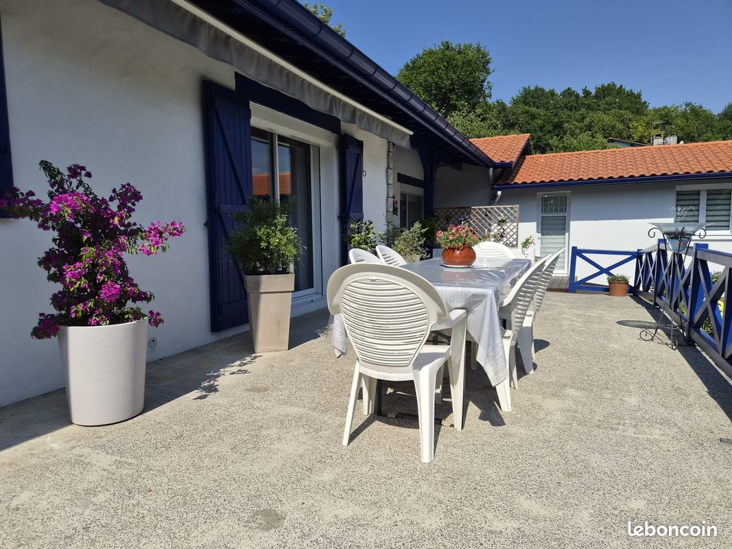 Maison 8 pièces 166 m² · à Saint-Pierre-d'Irube · 166 m² · 560 000 €