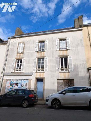 Maison 13 pièces 232 m²