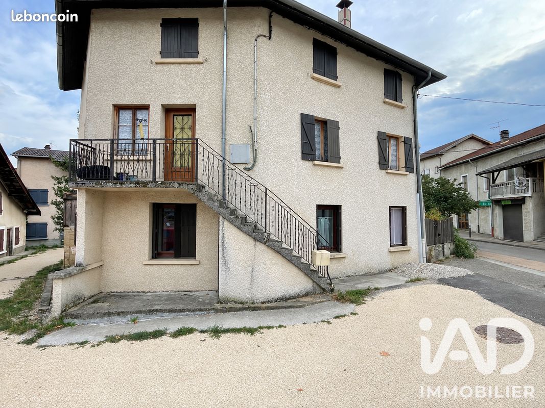 Appartement 4 pièces 100 m² · à Vourey · 100 m² · 125 000 €