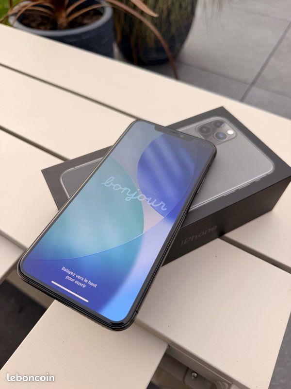 IPhone 11 Pro Max 512gb (image 2)