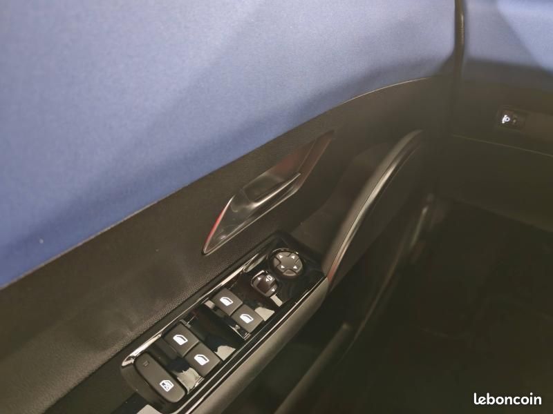 Lancia Ypsilon 1.2 Ibrida 110ch HF Line eDCT6 (image 18)