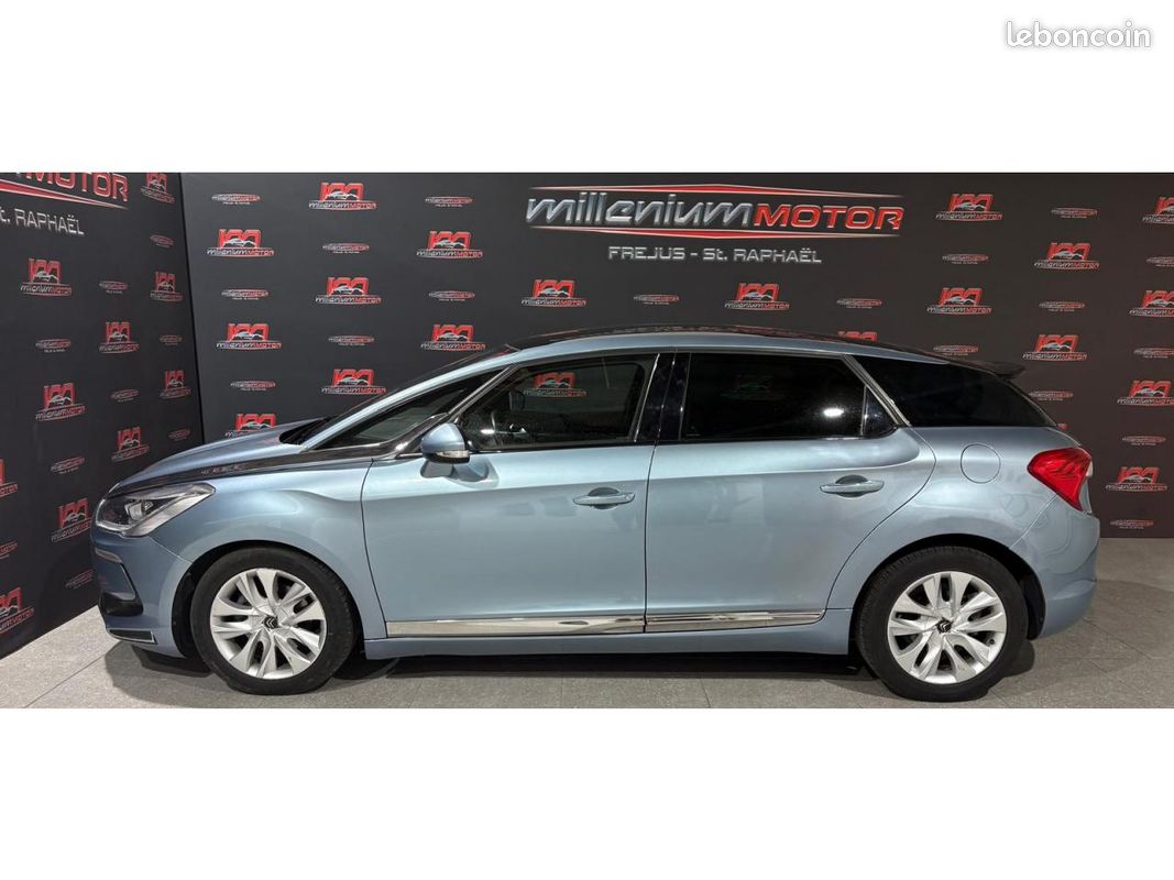 DS DS 5 1.6 e-HDi - 115ch - BVA So Chic - garantie 6 mois (image 5)