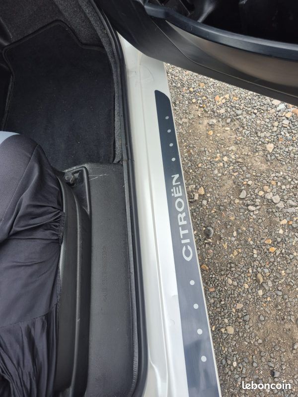 LIGIER IXO 2011 Diesel sans permis bon état de marche (image 11)