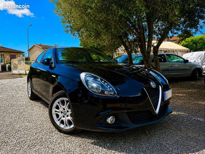 ⭐️MAGNIFIQUE ALFA ROMEO Giuletta 1.4l édition ⭐️ CÉRAMIQUE 🔧 DISTRI+ Pompe+ Vidange NEUVE + CT 🆗👍 (image 2)