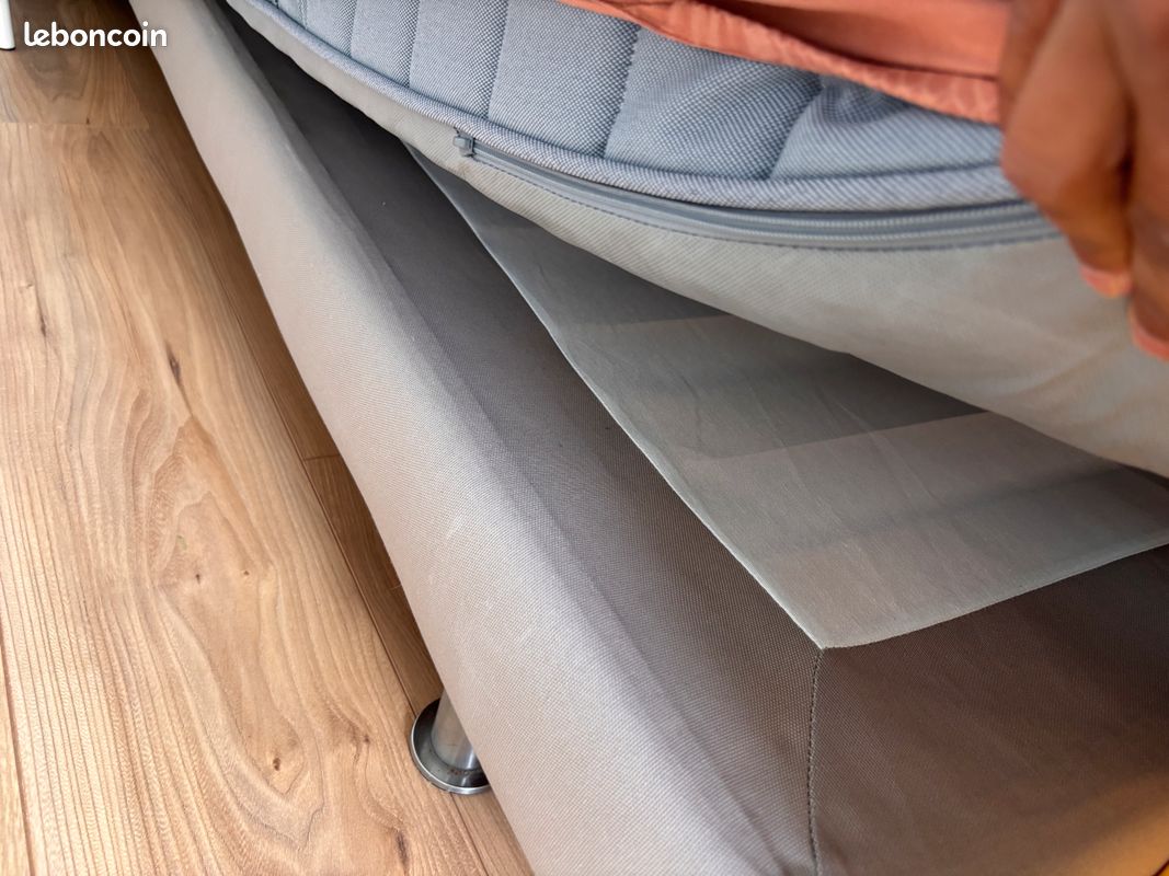Matelas IKEA VÅGSTRANDA 160x200 + 2 sommiers tapissiers 80x200 (image 4)