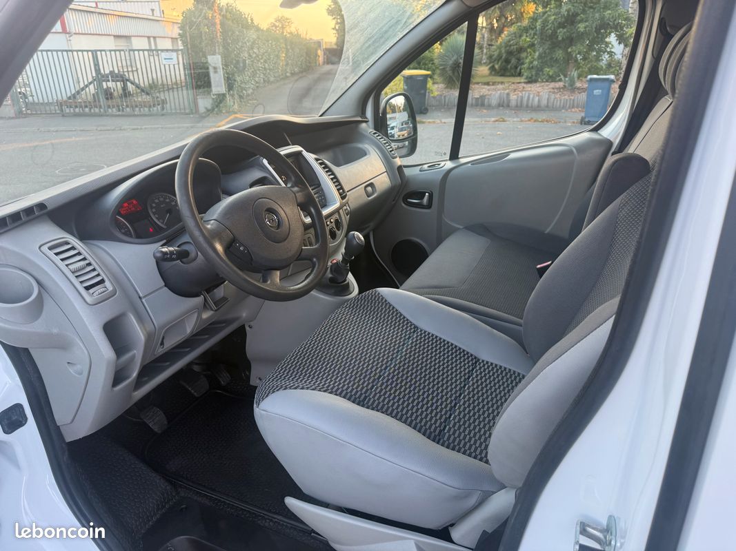 Opel vivaro 2.0 l cdti 115 cv (image 4)