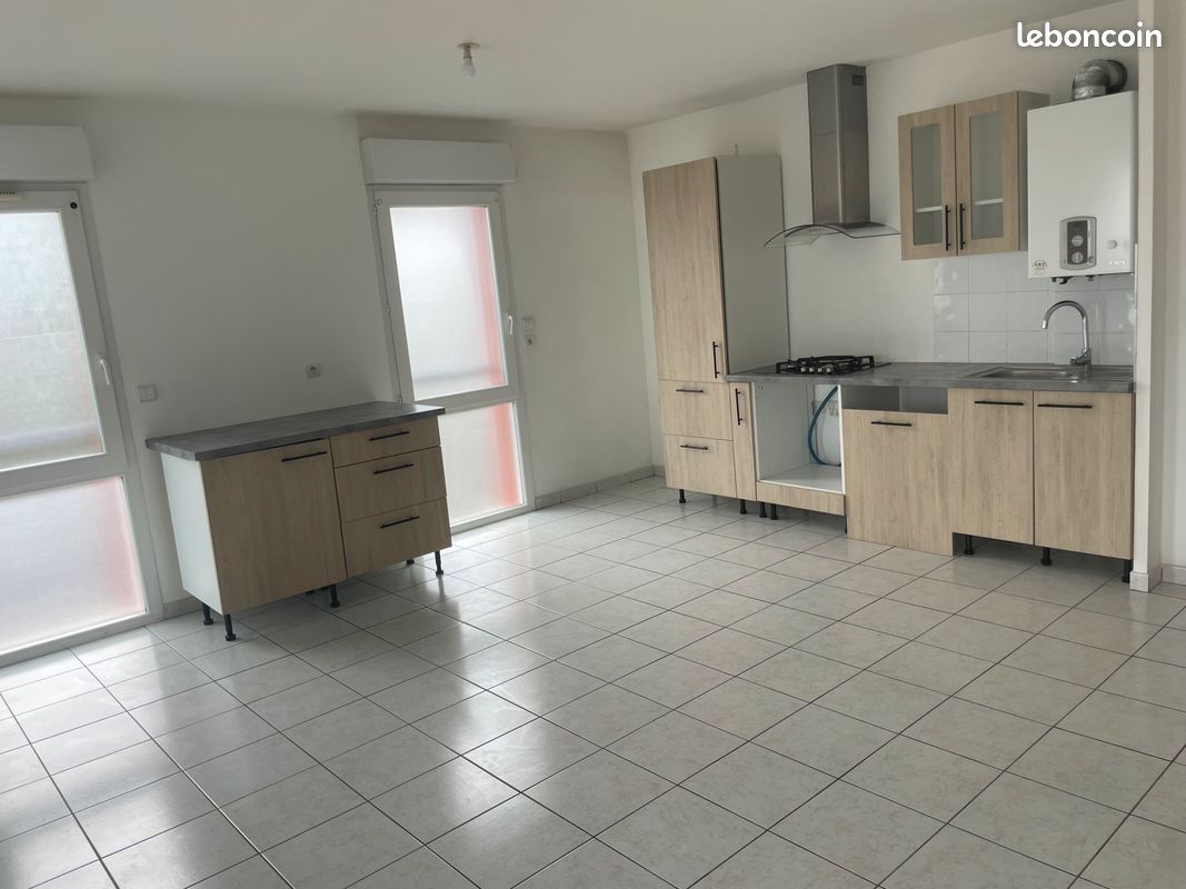 Appartement 3 pièces 74 m² · à Givors · 74 m² · 910 €/mois