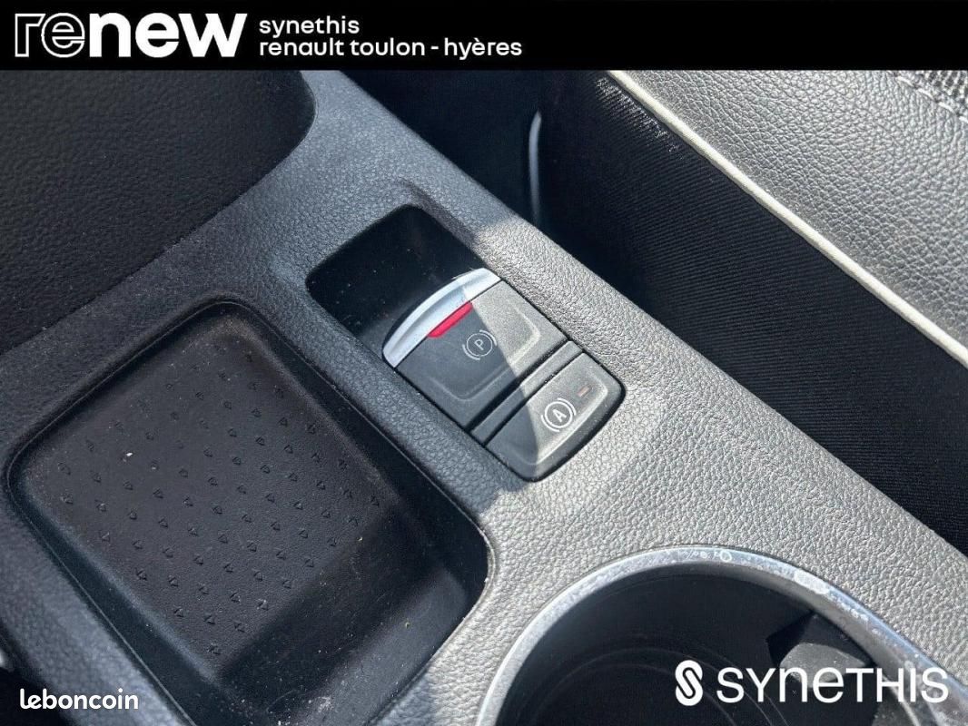 Renault Captur E-Tech full hybrid 145 Techno fast track (image 27)