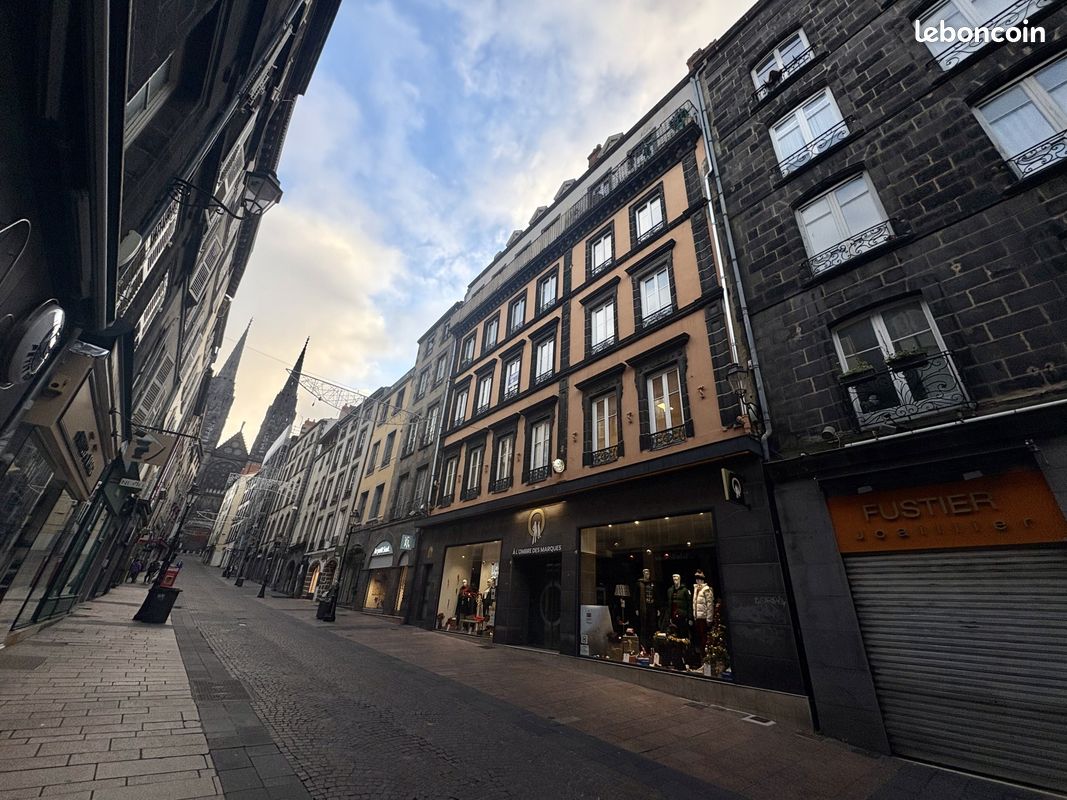 Appartement 3 pièces 83 m² · à Clermont-Ferrand · 83 m² · 140 000 €