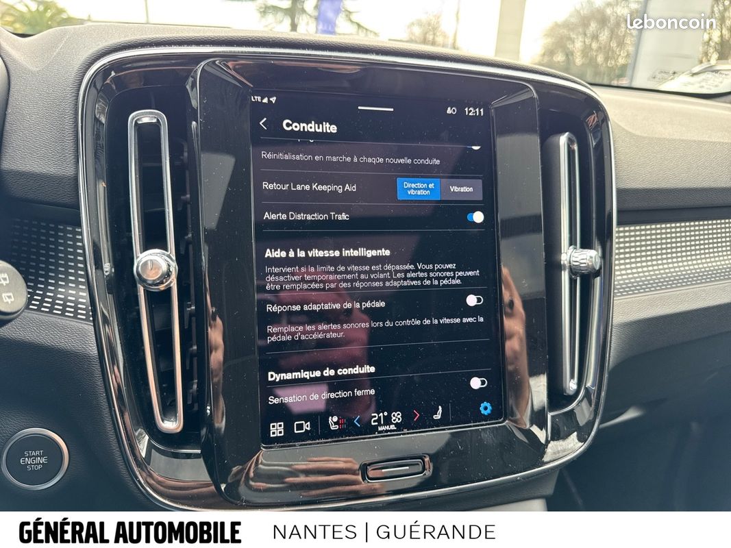 VOLVO XC40 B3 163 ch DCT7 Ultra (image 18)