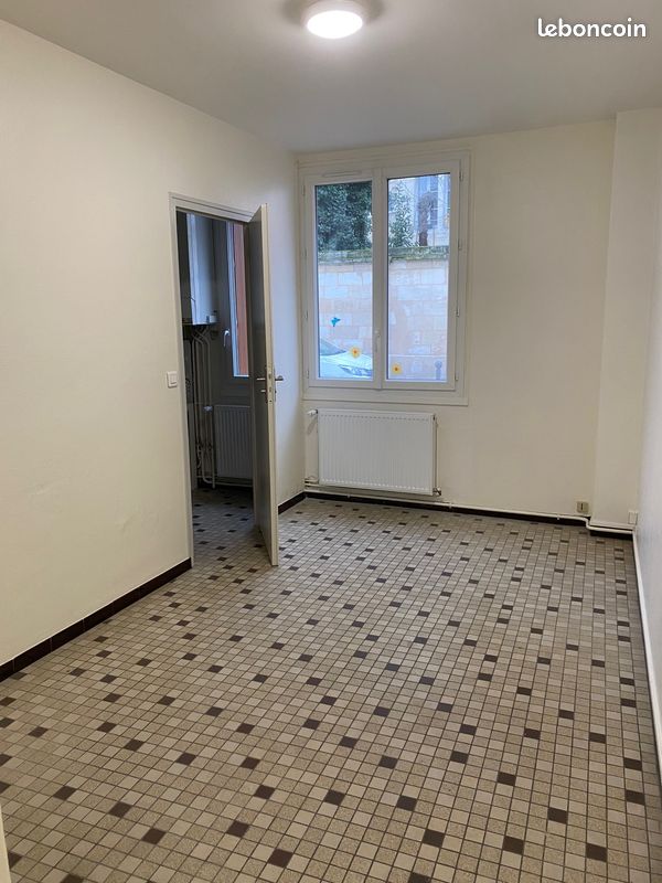 Appartement 1 pièce 26 m² · à Libourne · 25,6 m² · 490 €/mois
