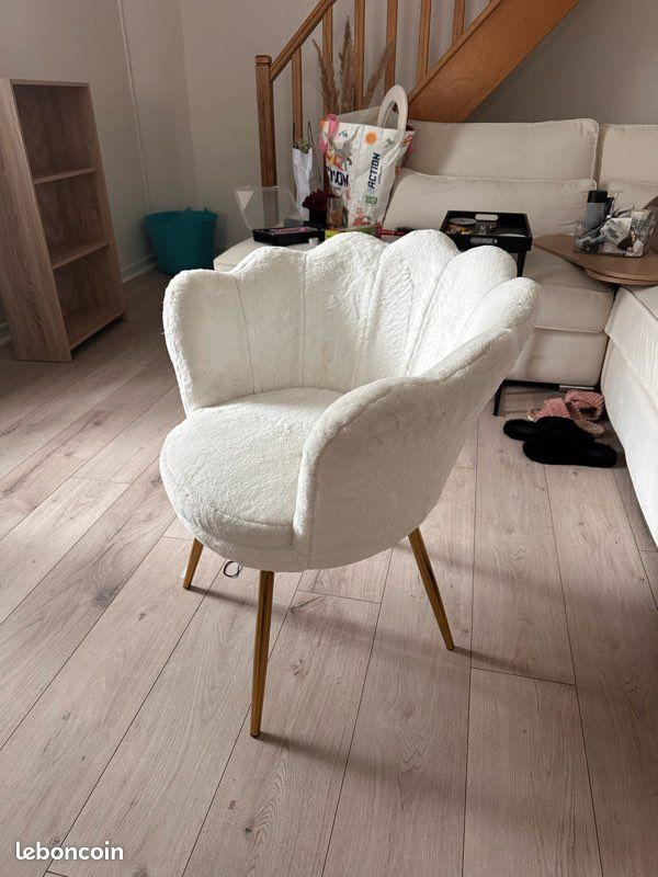 Chaise coquillage (image 3)