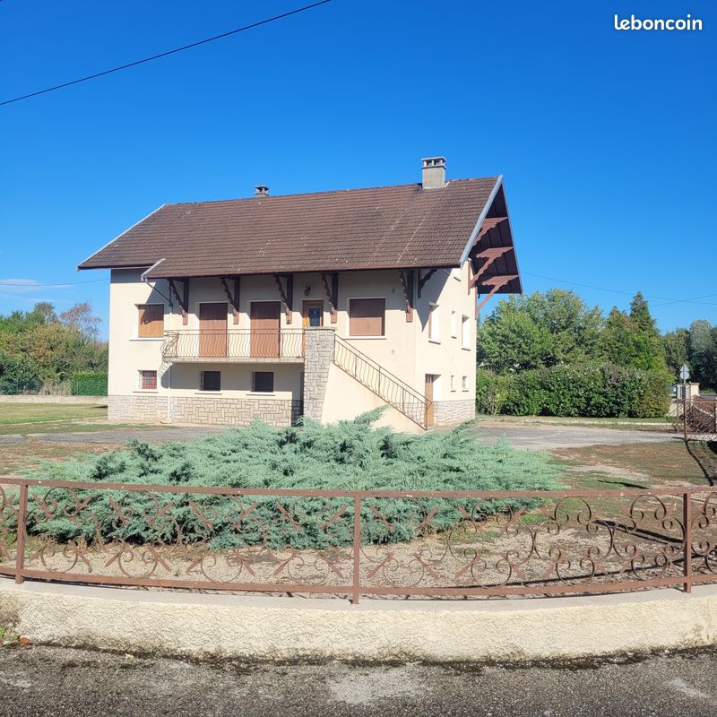 Maison 5 pièces 104 m² · à Saint-Sorlin-en-Bugey · 104 m² · 280 000 €