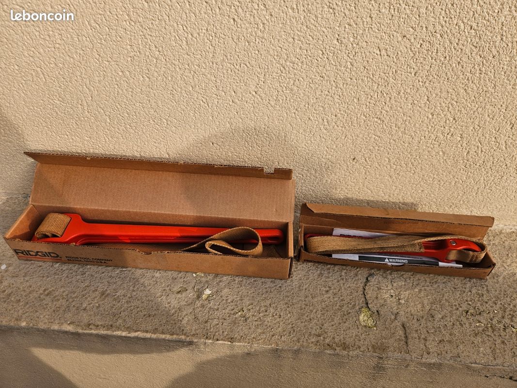 Clé à sangle RIGGID N°2 neuve avec sa boite (image 3)